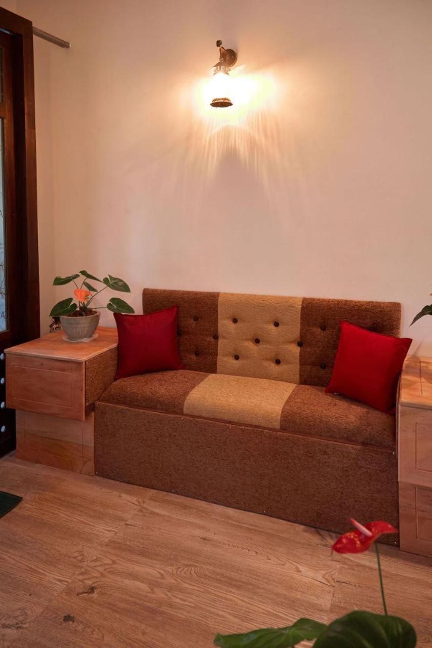 Green View Homestay Гале Екстериор снимка